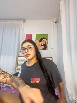 Sweet and Rous0 online show from October 2, 2025, 4:16 am