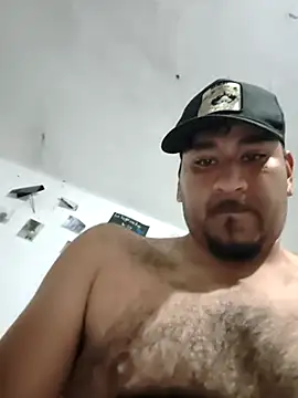 Snapshot of Ferxxxo1503 chatting on February 6, 2026, 5:47 am Ferxxxo1503 online show from February 6, 2026, 5:47 am