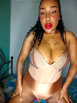 Snapshot of Queen_Amara chatting on March 11, 2026, 4:06 am Queen Amara online show from March 11, 2026, 4:06 am