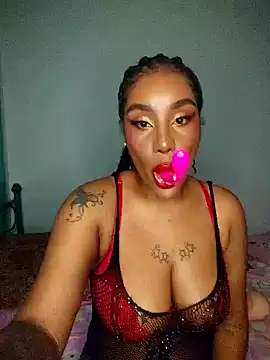 Snapshot of Queen_Amara chatting on November 15, 2025, 2:59 am Queen Amara online show from November 15, 2025, 2:59 am