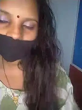 Komal-Rajput online show from October 26, 2025, 6:41 pm