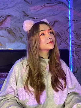 Valeryfox01  online show from October 4, 2025, 4:36 am