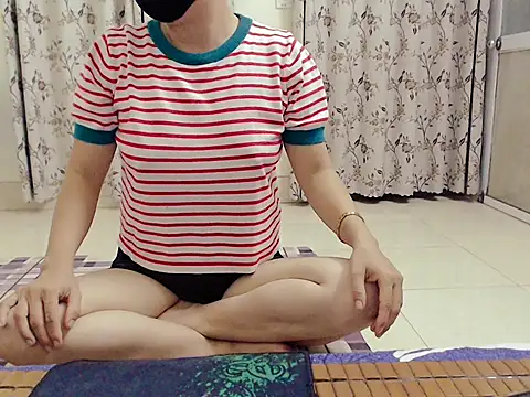 Ami 8x online show from September 12, 2025, 3:45 pm