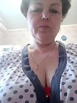 EllaLove2277 online show from April 1, 2026, 2:36 pm