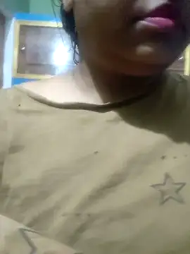 bitch-horny online show from October 26, 2025, 2:39 pm