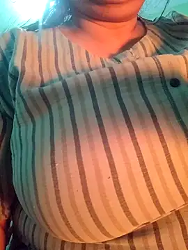 bitch-horny online show from January 17, 2026, 2:26 am