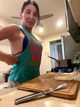 NurseStephania online show from September 20, 2025, 9:31 pm