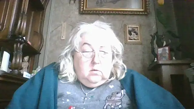 Lala-Love56 online show from November 17, 2025, 12:42 pm