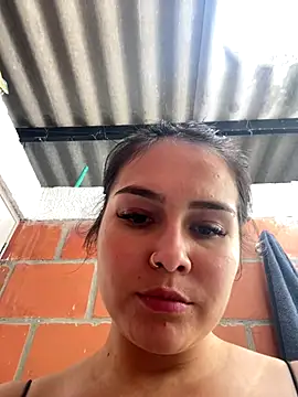 amberbakee online show from December 4, 2025, 7:24 pm