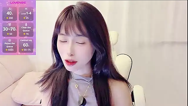 yuanbao a online show from February 4, 2026, 1:06 pm