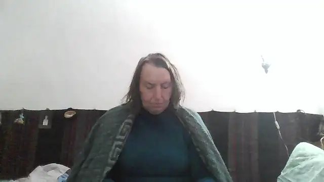 AnnaLive570 online show from May 4, 2026, 3:43 am