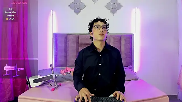 Snapshot of 0anonimo_bottom1 chatting on October 2, 2025, 12:41 pm 0anonimo bottom1 online show from October 2, 2025, 12:41 pm