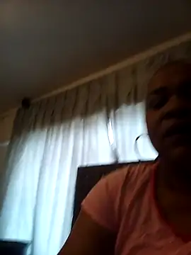 BUSTY QUEEEN online show from September 9, 2025, 6:34 am