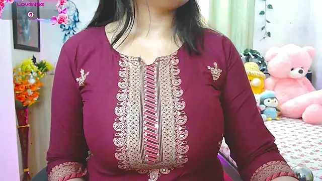 WildDimpi 0 online show from May 13, 2026, 4:25 pm