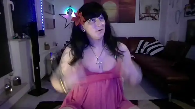 hellgirl1980 online show from March 21, 2026, 12:01 am