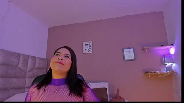 roselyn caprice online show from September 24, 2025, 9:38 am