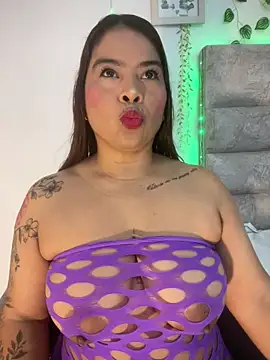 roselyn caprice online show from June 7, 2026, 1:00 am