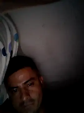 Andr3s69xxx online show from September 15, 2025, 12:33 am