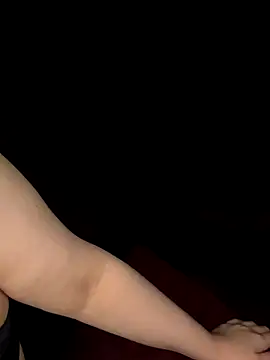 RooVaaN-Xx online show from November 2, 2025, 5:40 pm