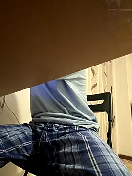 Snapshot of JJ_131 chatting on December 20, 2025, 6:33 pm JJ 131 online show from December 20, 2025, 6:33 pm