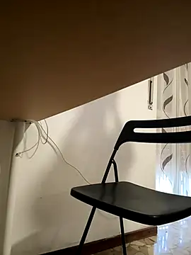 Snapshot of JJ_131 chatting on December 21, 2025, 1:02 pm JJ 131 online show from December 21, 2025, 1:02 pm