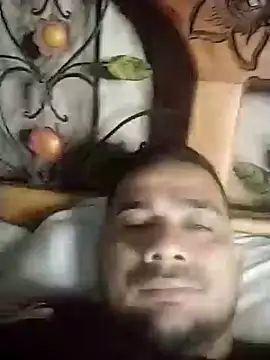 Snapshot of yeffito1 chatting on October 9, 2025, 4:02 am yeffito1 online show from October 9, 2025, 4:02 am