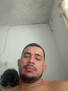 Snapshot of yeffito1 chatting on September 13, 2025, 7:03 pm yeffito1 online show from September 13, 2025, 7:03 pm