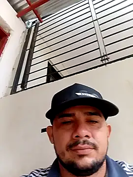 Snapshot of yeffito1 chatting on March 14, 2026, 2:45 pm yeffito1 online show from March 14, 2026, 2:45 pm