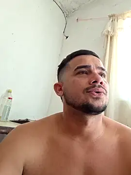 Snapshot of yeffito1 chatting on September 20, 2025, 4:12 pm yeffito1 online show from September 20, 2025, 4:12 pm