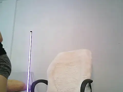 NautyBoyBrazeen 143 online show from February 23, 2026, 3:52 am