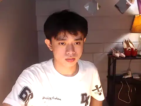 NautyBoyBrazeen 143 online show from March 22, 2026, 12:50 pm