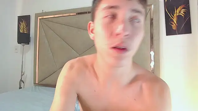 Santiago fantasy online show from October 19, 2025, 10:01 pm