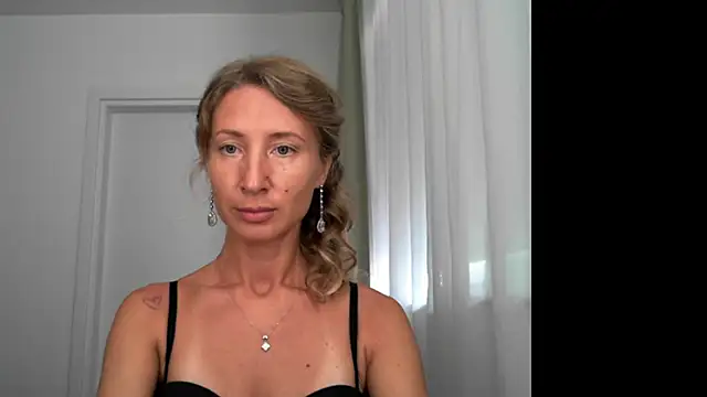 Paevoa online show from October 5, 2025, 8:38 am