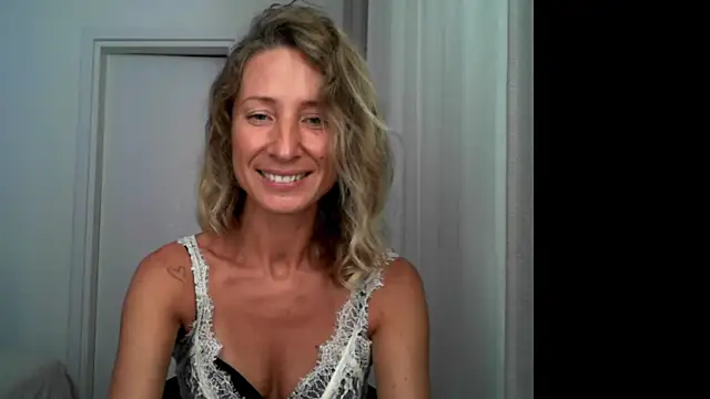 Paevoa online show from September 26, 2025, 8:16 pm