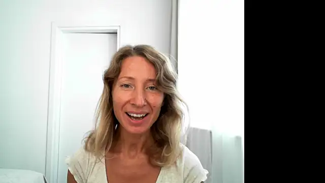 Paevoa online show from September 29, 2025, 8:10 am