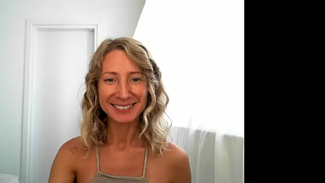 Paevoa online show from October 9, 2025, 7:20 am