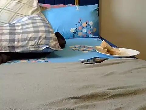 Playroom queen online show from September 28, 2025, 9:38 am