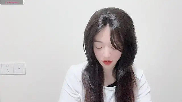 Queen ww online show from September 9, 2025, 12:36 pm