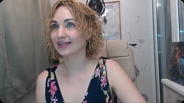 KatrinAlluring online show from October 2, 2025, 4:05 am