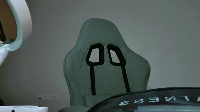 Yoka paradoXXX online show from November 12, 2025, 5:11 am