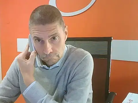 max79ve31 online show from October 20, 2025, 12:17 pm