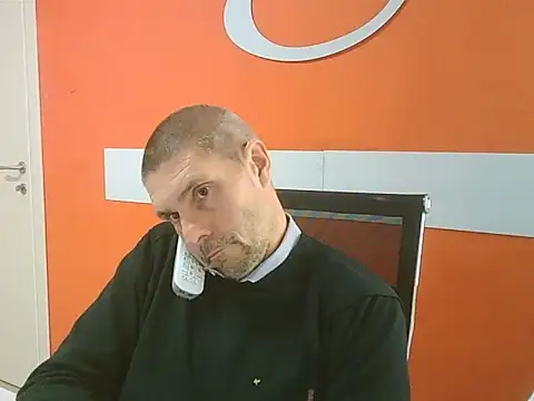 max79ve31 online show from October 24, 2025, 12:48 pm