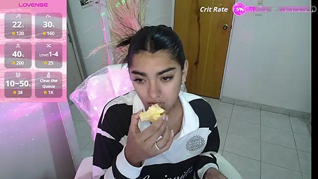 amarasilk  online show from October 2, 2025, 10:40 am