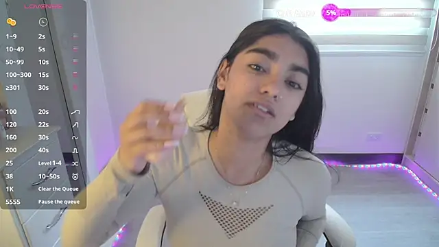 amarasilk  online show from April 27, 2026, 6:17 pm