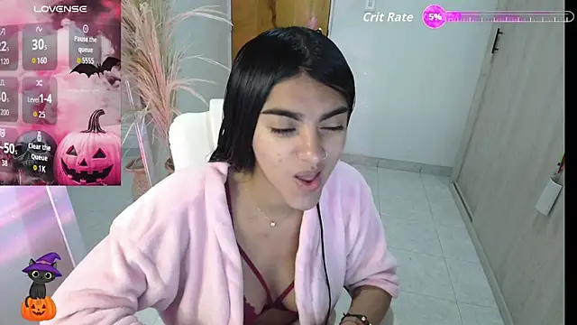 amarasilk  online show from October 18, 2025, 10:28 am