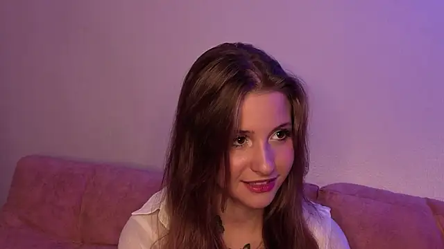 LoveSeekins online show from November 19, 2025, 7:36 pm