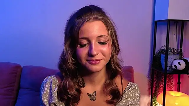 LoveSeekins online show from November 7, 2025, 7:07 pm