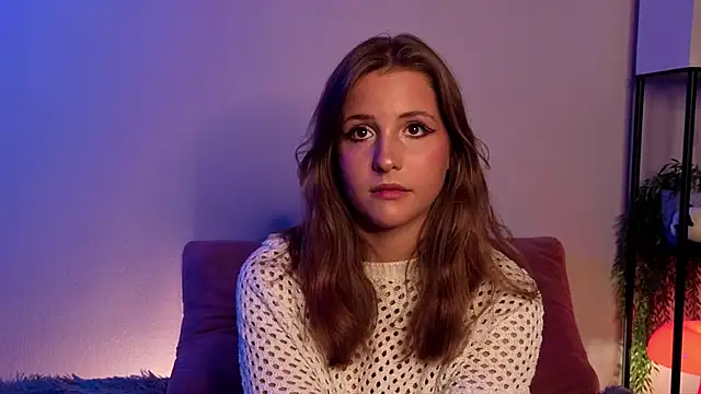 LoveSeekins online show from November 17, 2025, 8:13 pm