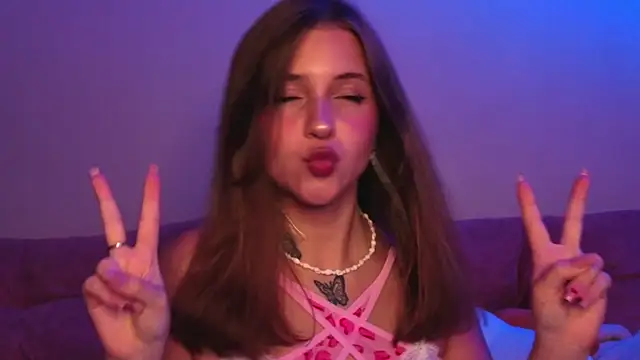 LoveSeekins online show from October 9, 2025, 7:14 pm