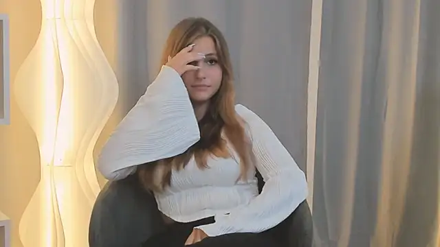 LoveSeekins online show from September 9, 2025, 4:38 pm